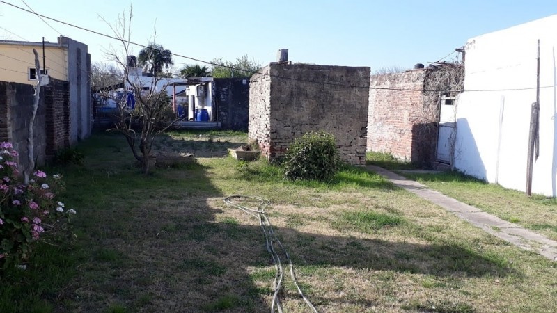Casa en barrio Mosconi Rafaela, oportunidad para invertir