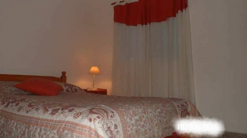Se vende complejo con dos cabañas en Sauce Viejo