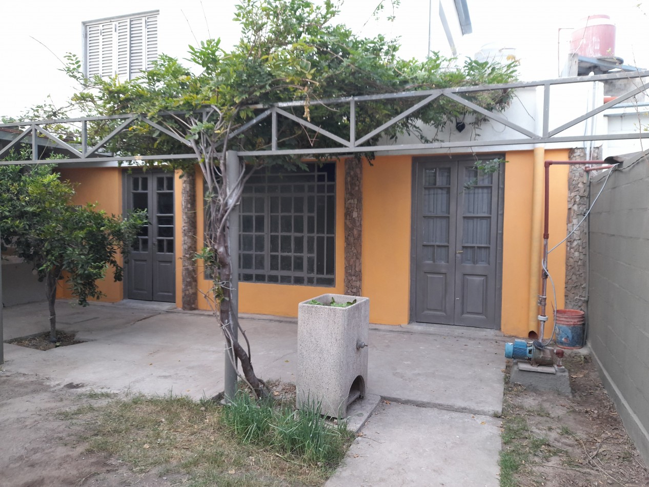SE ALQUILA CASA INTERNA B 9 DE JULIO