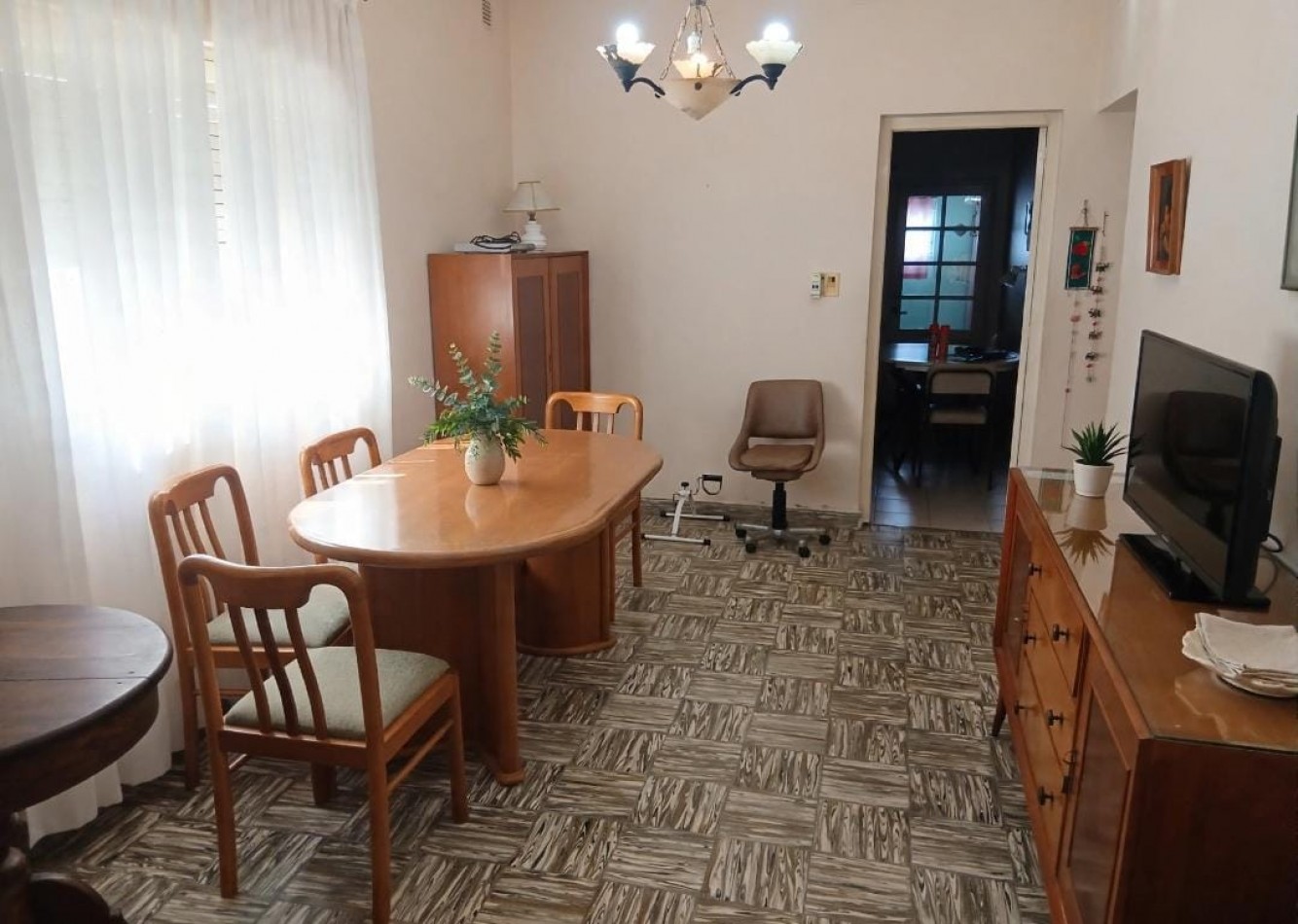 OPORTUNIDAD! CASA A LA VENTA TODOS LOS SERVICIOS